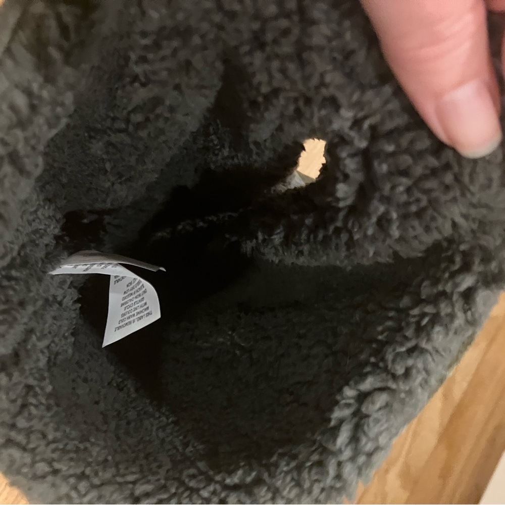 Kids Cat & Jack winter fleece pullover cap OSFM and gloves/mittens - Picture 3 of 8